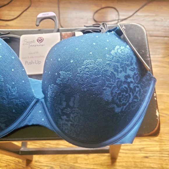 Secret Treasures Navy Blue Lace Detail Push Up Bra Size 36 DD NWT - Picture 6 of 10